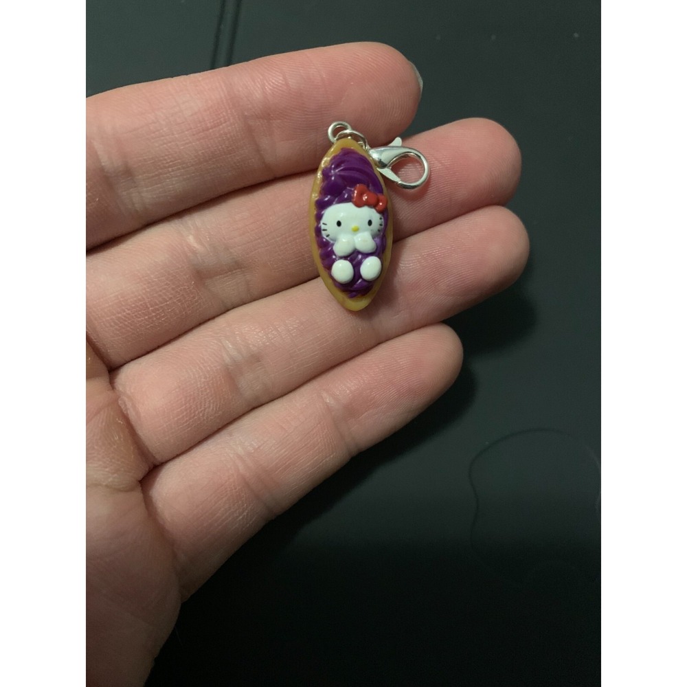 Sanrio Hello Kitty Sweet Potato Mini Keychain